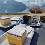 Slovenian House Vida בלד