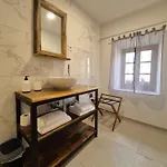 Slovenian House Vida בלד