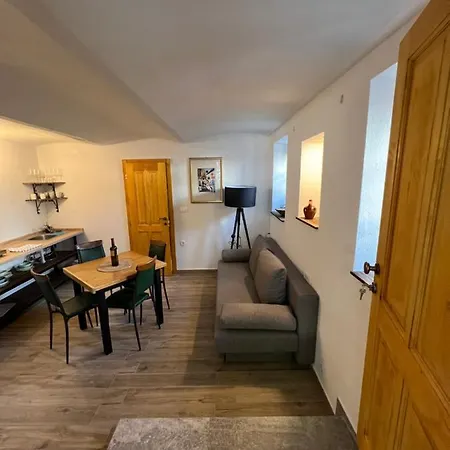Bed & Breakfast Slovenian House Vida Bled