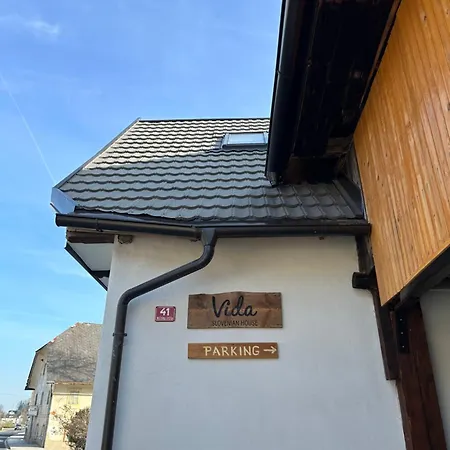 Bed & Breakfast Slovenian House Vida
