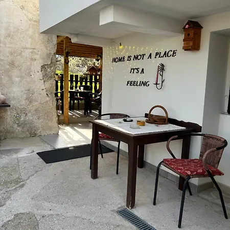 Couette-café Slovenian House Vida