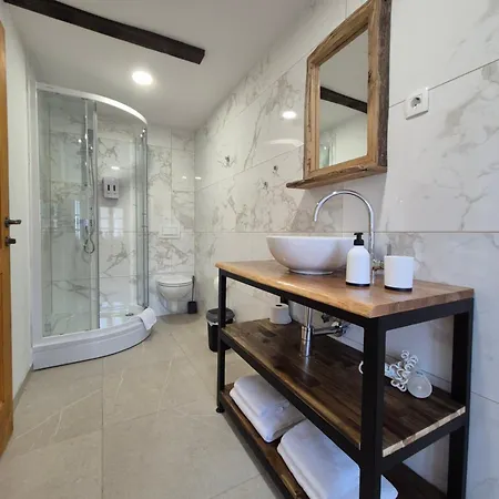 Slovenian House Vida * 布莱德