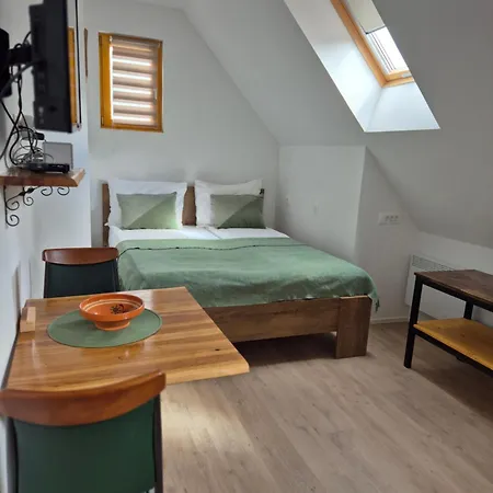 Slovenian House Vida 住宿加早餐酒店