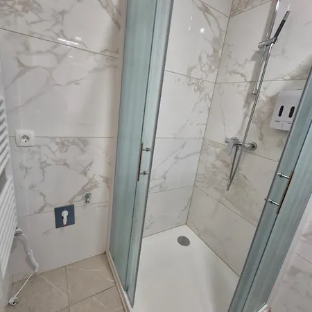 Slovenian House Vida 布莱德