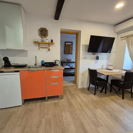 住宿加早餐酒店 Slovenian House Vida