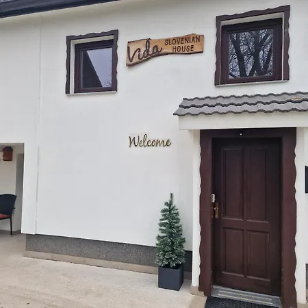 Slovenian House Vida Couette-café