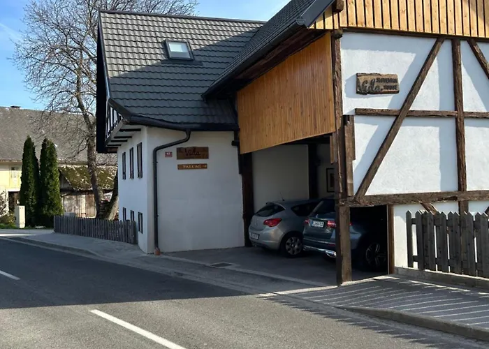 Slovenian House Vida 3* بليد